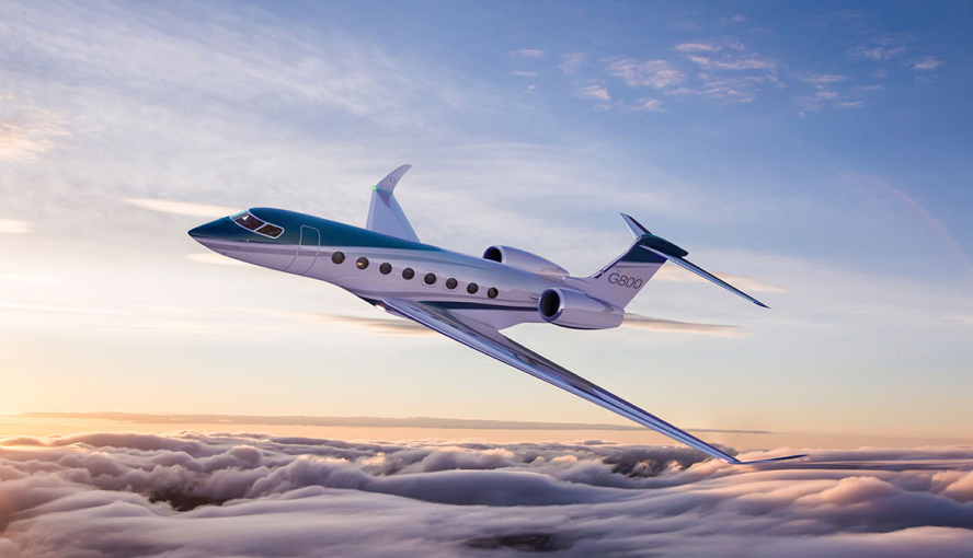 Gulfstream G800 flying above clouds